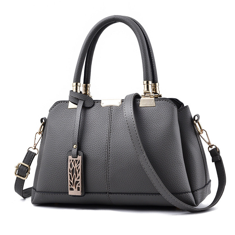 The Regal Elegance Handbag – Where Luxury Meets Modern Sophistication