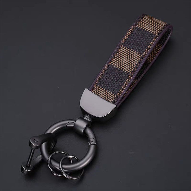 Luxury Leather & Metal Keychain – A Statement of Sophistication