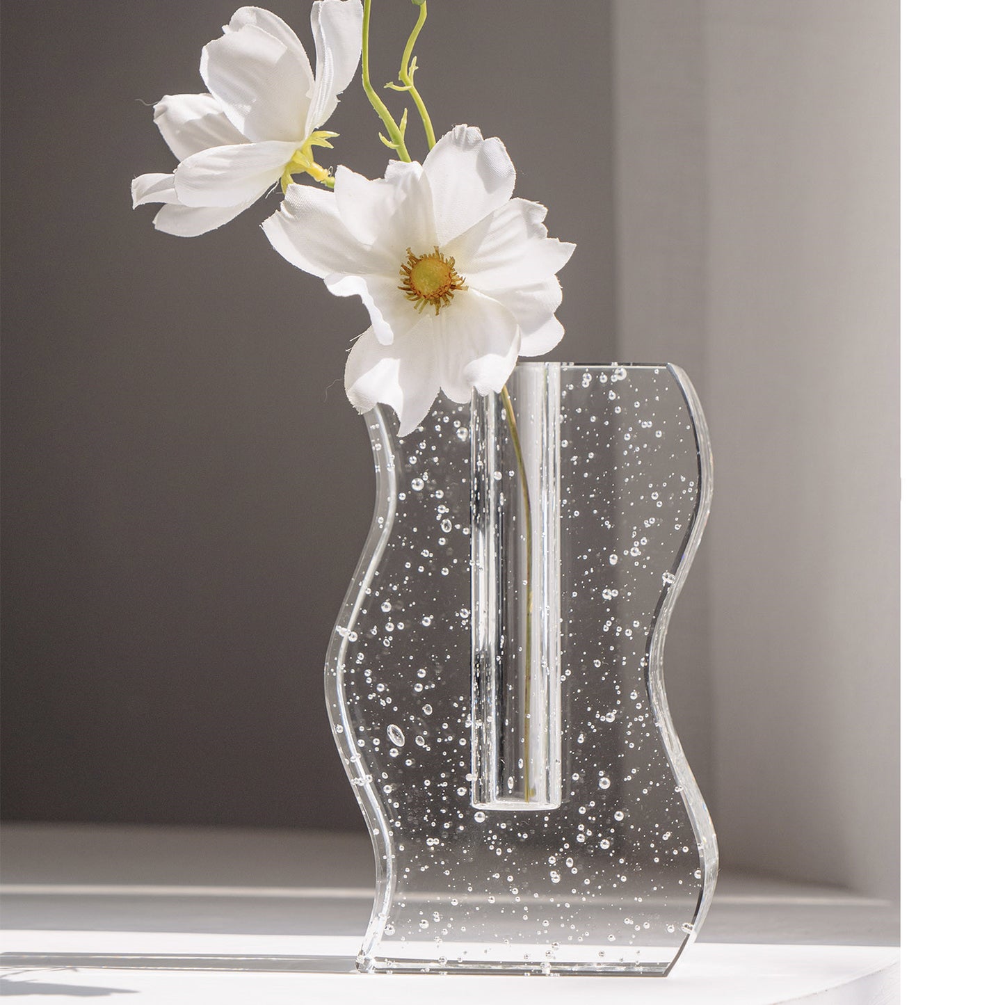 Luxe Crystal Vase – The Pinnacle of Modern Elegance