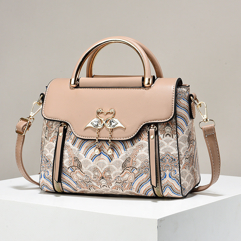 Chinese Style Embroidery Women's Handbag – A Statement of Elegance