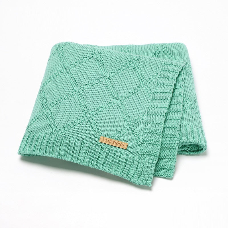 LuxeCotton Baby Blanket – Comfort Wrapped in Elegance