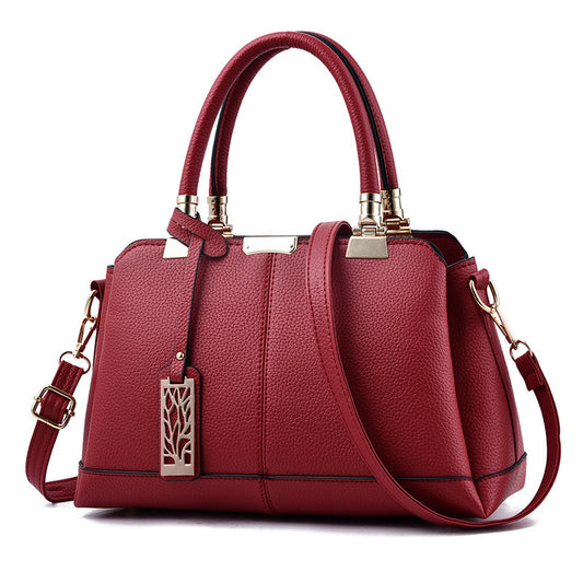 The Regal Elegance Handbag – Where Luxury Meets Modern Sophistication