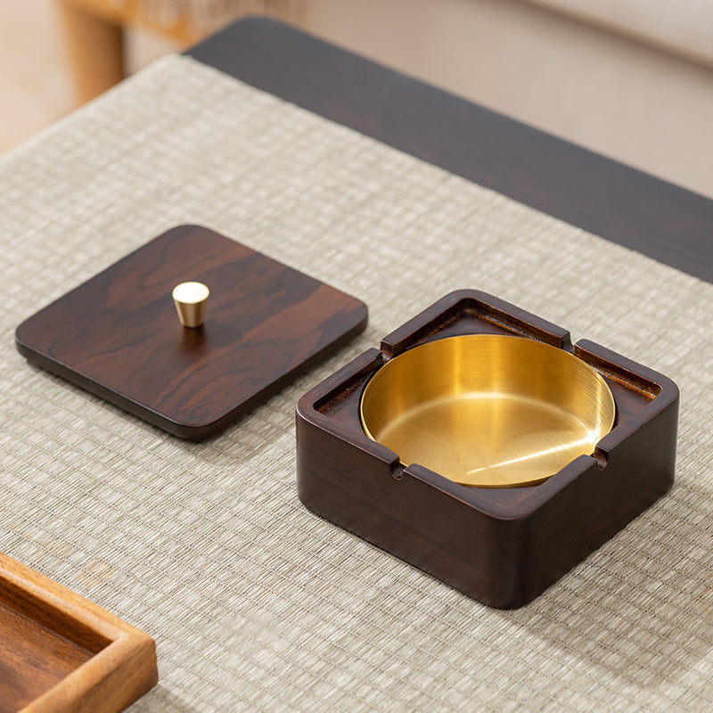 Walnut Wood Ashtray – Old-School Luxury with Timeless Craftsmanship