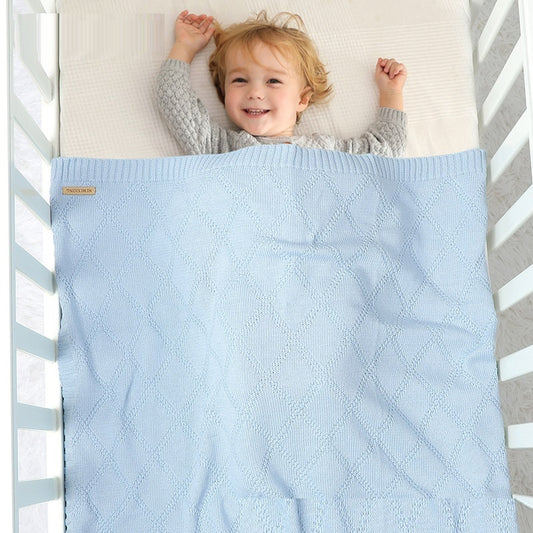 LuxeCotton Baby Blanket – Comfort Wrapped in Elegance